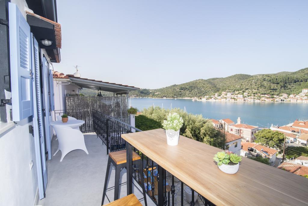 Bay View House Villa Vathy  Buitenkant foto