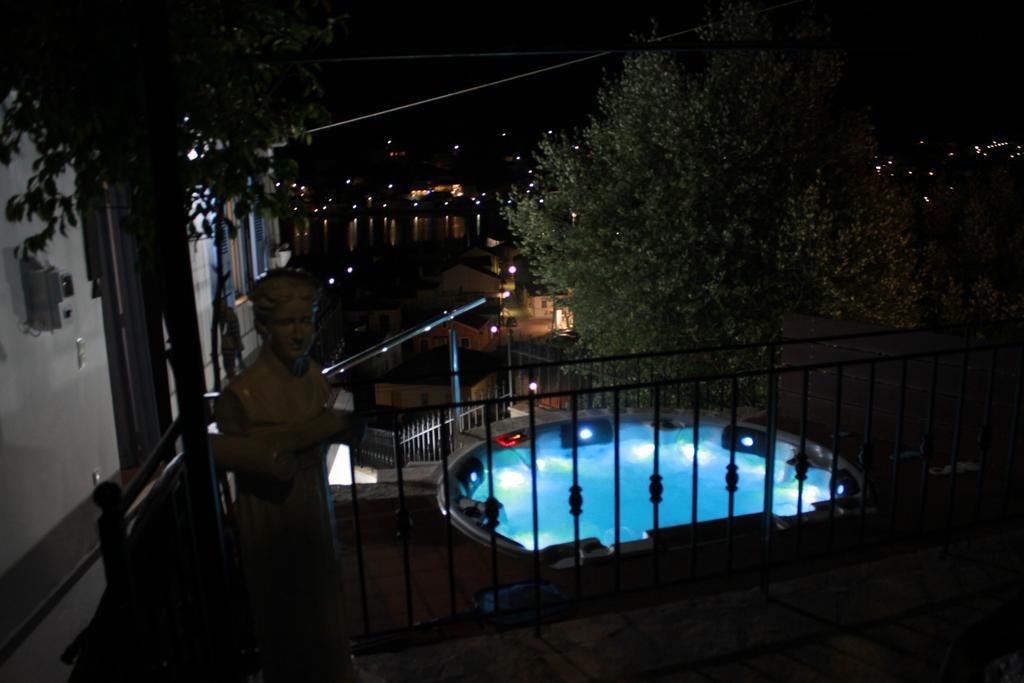 Bay View House Villa Vathy  Buitenkant foto