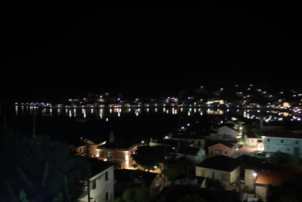 Bay View House Villa Vathy  Buitenkant foto